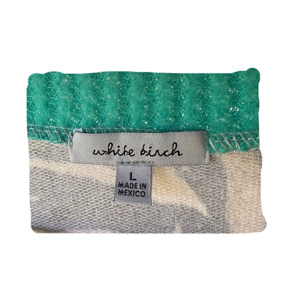 White Birch Animal Print Pullover L NWOT - Picture 3 of 3